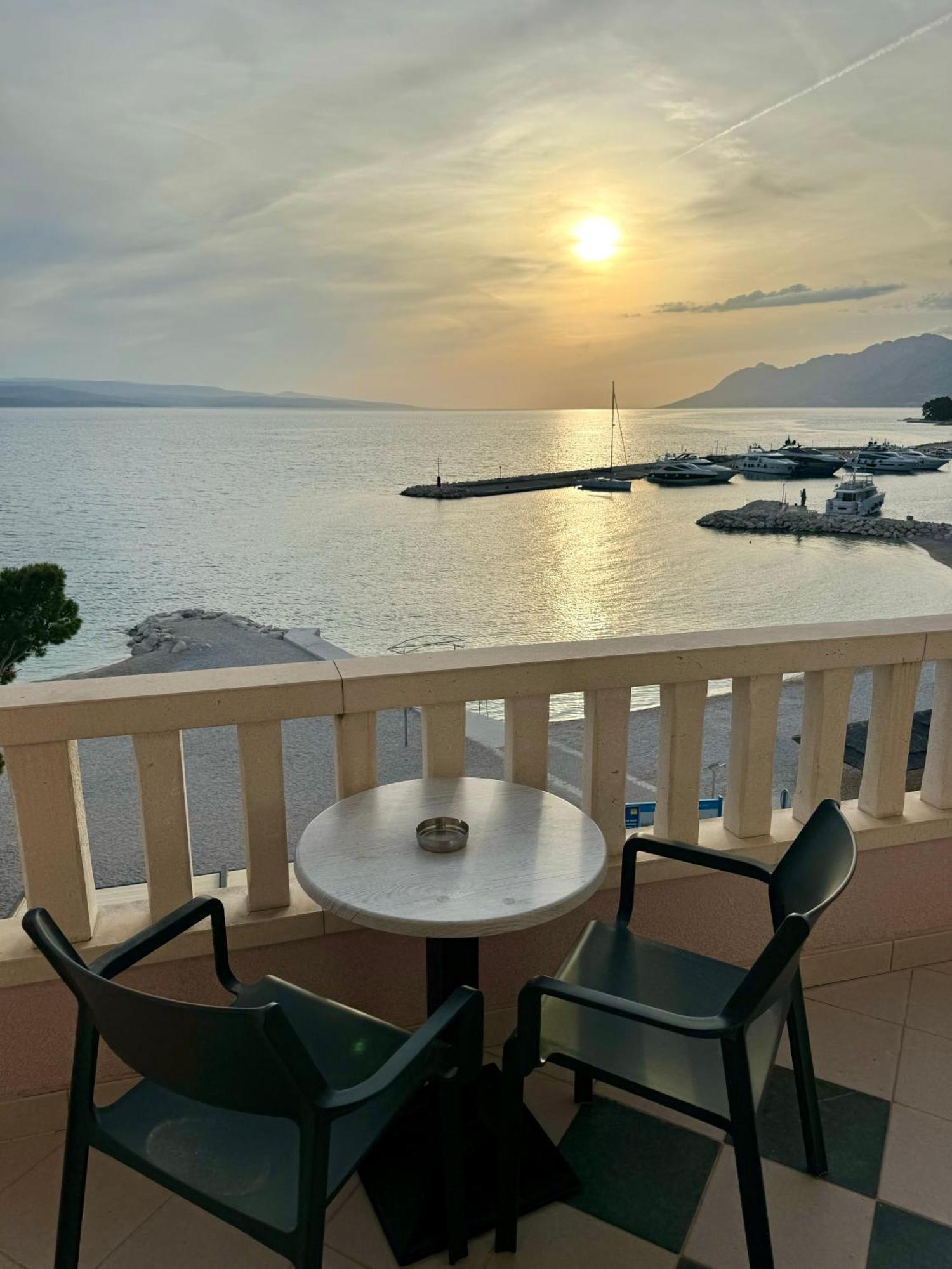 Villa Rozika Baška Voda Zewnętrze zdjęcie