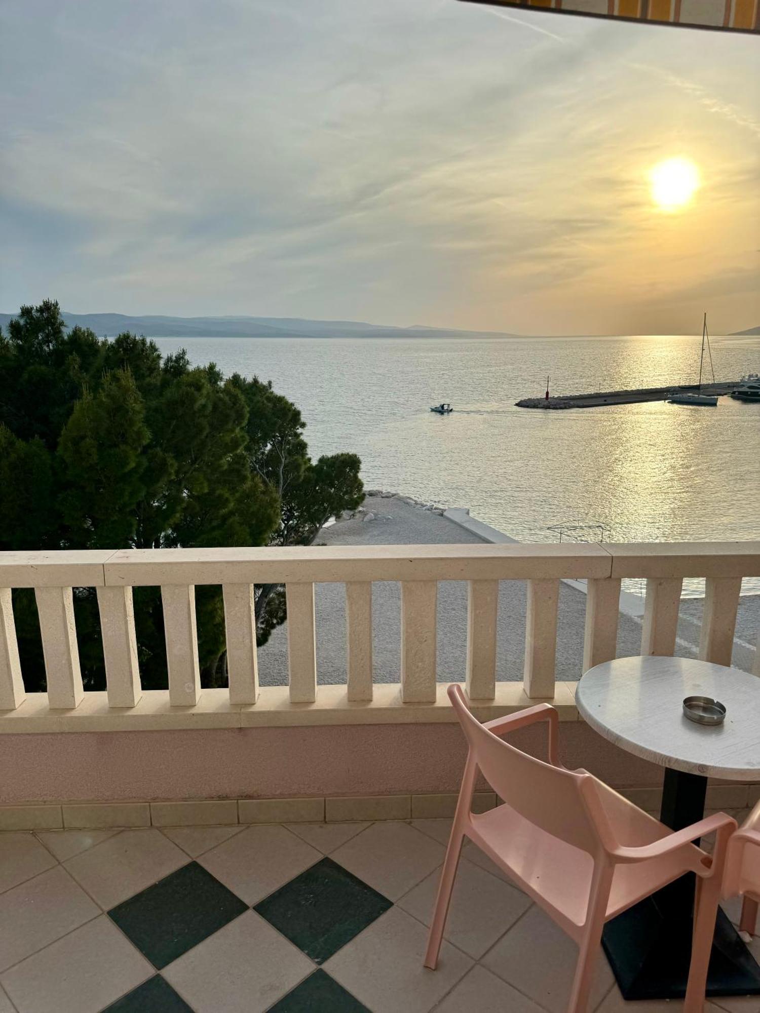 Villa Rozika Baška Voda Zewnętrze zdjęcie